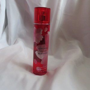 Bath & Body Works - Fine Fragrance Mist (Japanese Cherry Blossom) 8oz